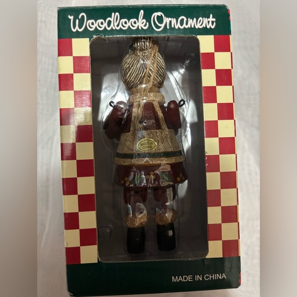 Christmas Ornament BAKER Faux Wood Lady With Pie Movable Arms Legs Hanging Decor - Picture 3 of 5